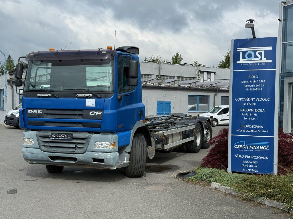 DAF CF85.380 6x2 EURO 3 - Camion ampliroll: photos 3 DAF CF85.380 6x2 EURO 3 - Camion ampliroll: photos 3