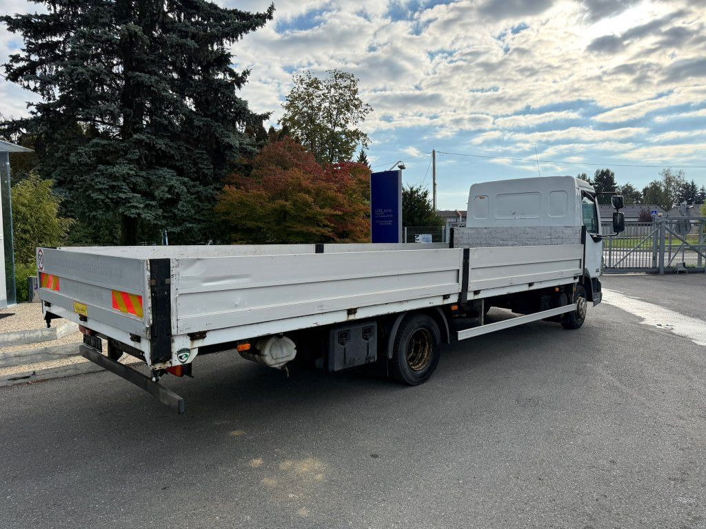 DAF LF45.220 EURO 5 - Camion plateau: photos 5 DAF LF45.220 EURO 5 - Camion plateau: photos 5