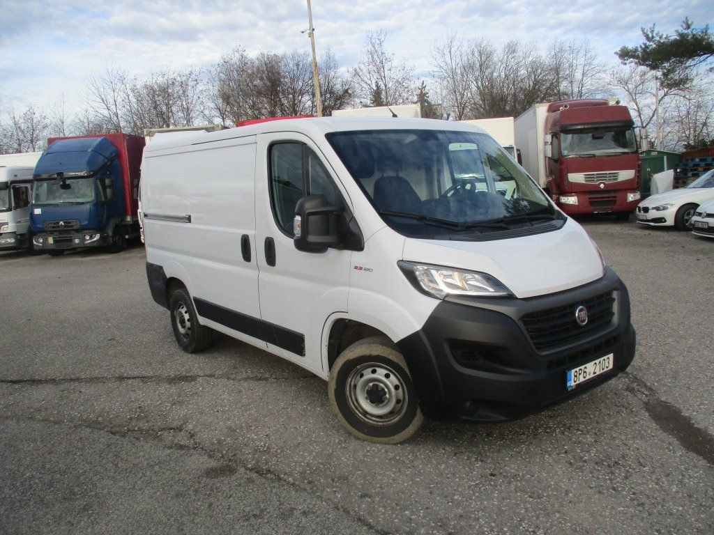 Fiat Ducato L1H1 - Fourgon utilitaire: photos 2 Fiat Ducato L1H1 - Fourgon utilitaire: photos 2