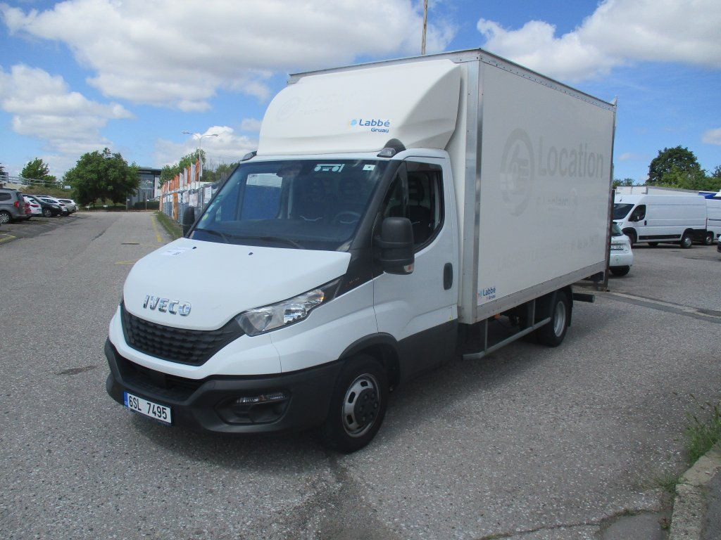 Iveco 35C16 Daily 3,0l - Fourgon grand volume: photos 1 Iveco 35C16 Daily 3,0l - Fourgon grand volume: photos 1