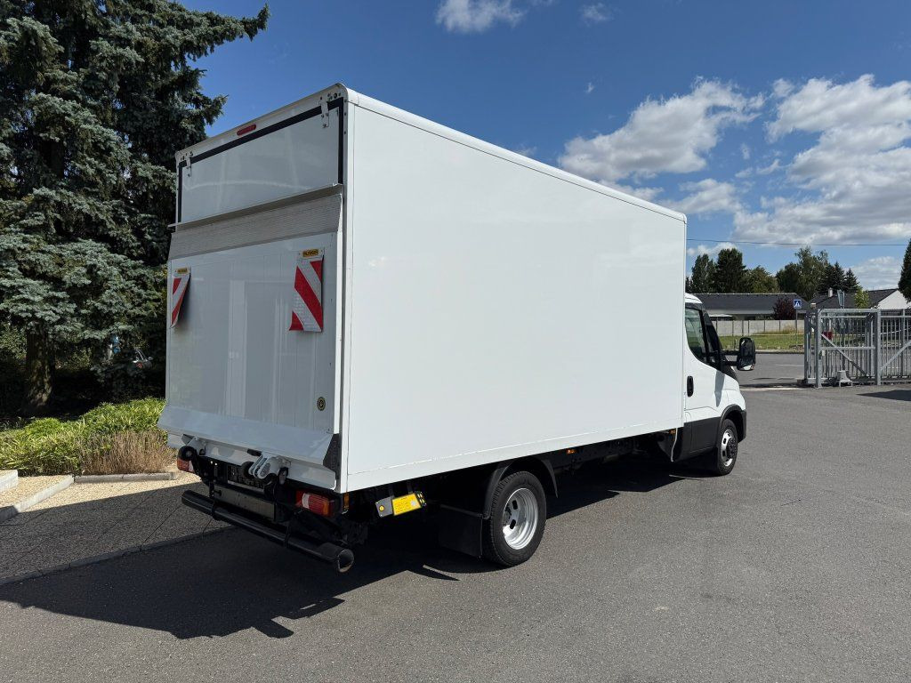 Iveco 35C16 Daily - Fourgon grand volume: photos 2 Iveco 35C16 Daily - Fourgon grand volume: photos 2