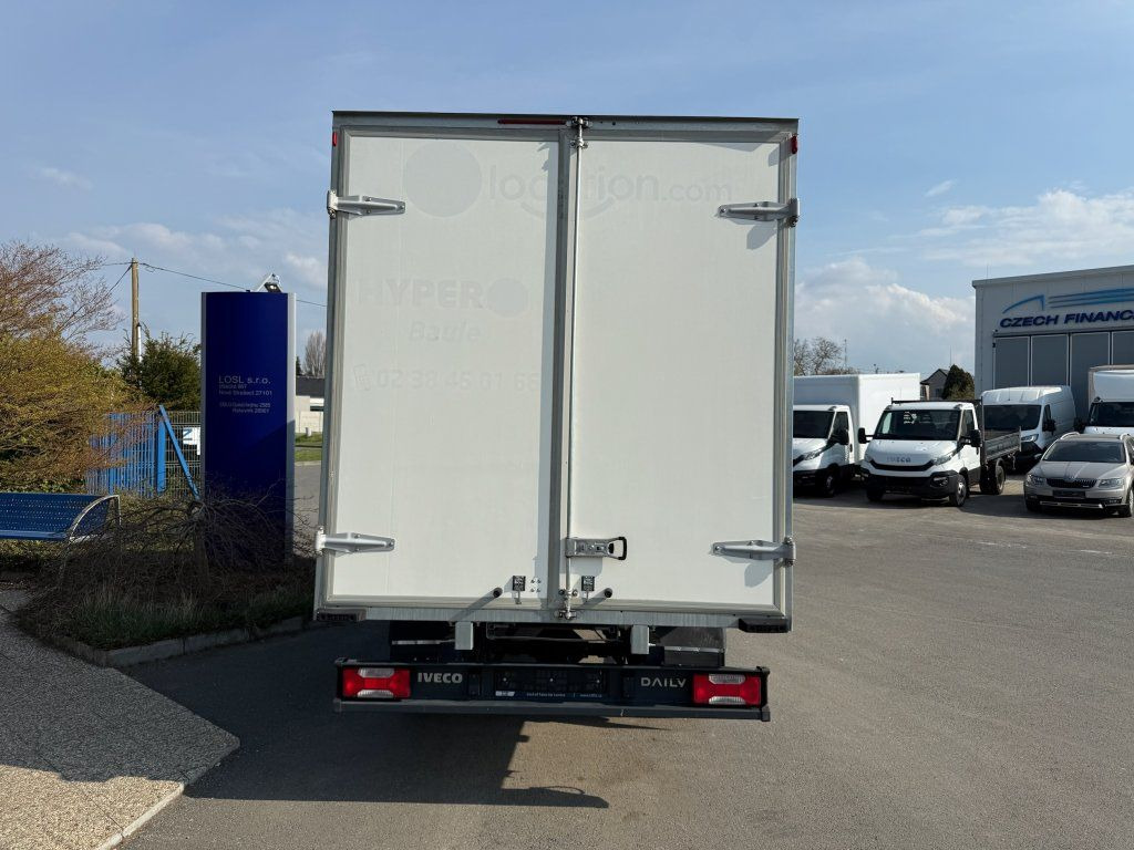 Iveco 35C16 Daily - Fourgon grand volume: photos 5 Iveco 35C16 Daily - Fourgon grand volume: photos 5