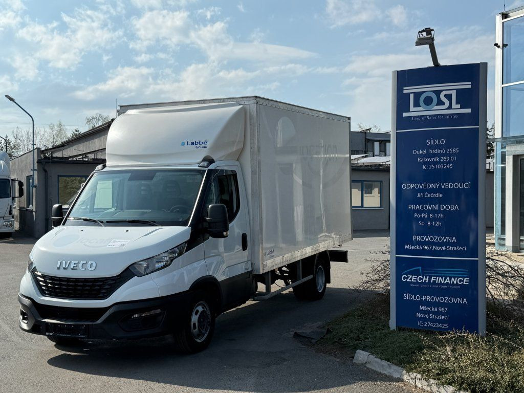 Iveco 35C16 Daily - Fourgon grand volume: photos 1 Iveco 35C16 Daily - Fourgon grand volume: photos 1