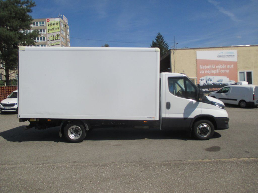 Iveco 35S16 Daily EURO 6 - Fourgon utilitaire: photos 4 Iveco 35S16 Daily EURO 6 - Fourgon utilitaire: photos 4