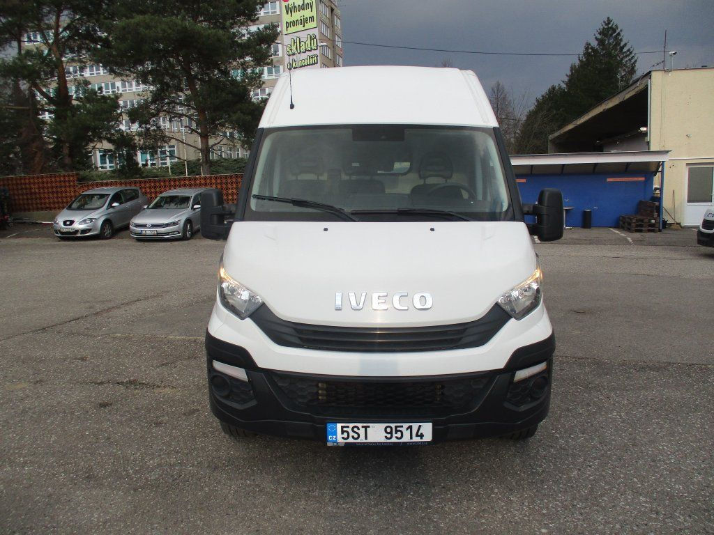 Iveco 35S16 MAXI - Fourgon utilitaire: photos 2 Iveco 35S16 MAXI - Fourgon utilitaire: photos 2