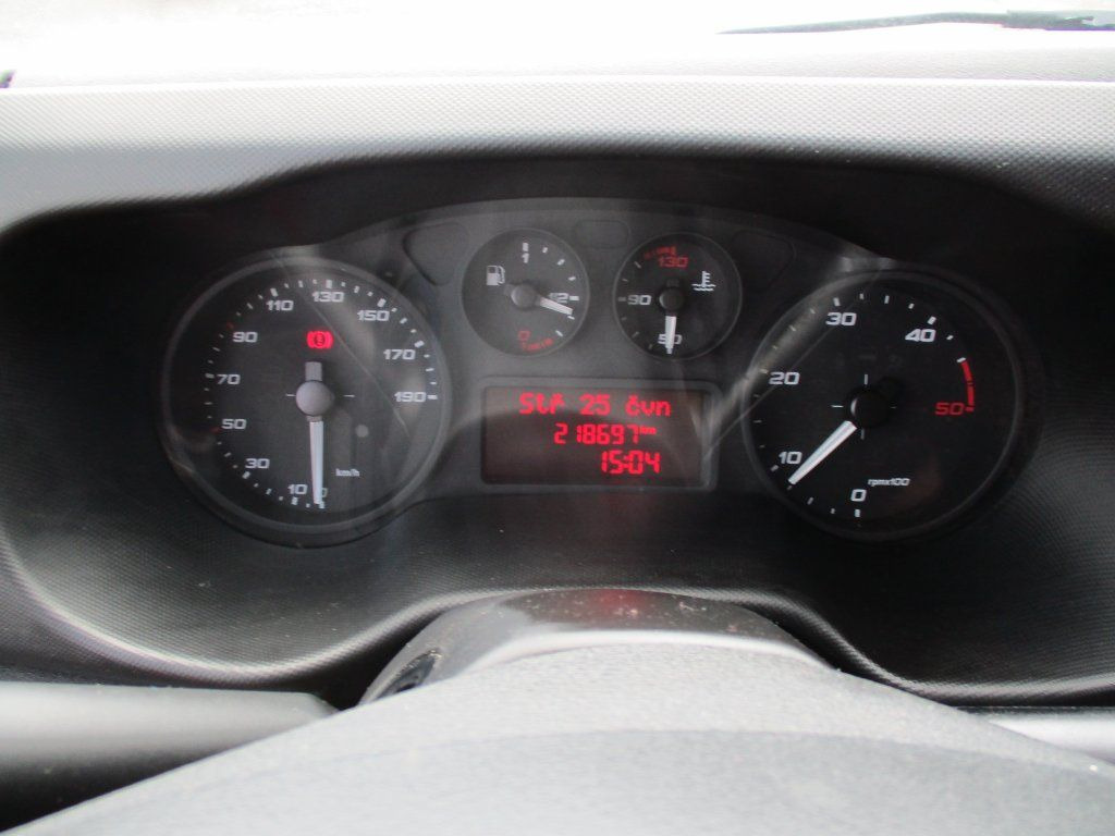 Utilitaire frigorifique Iveco Daily 35C16  Dhollandia: photos 17