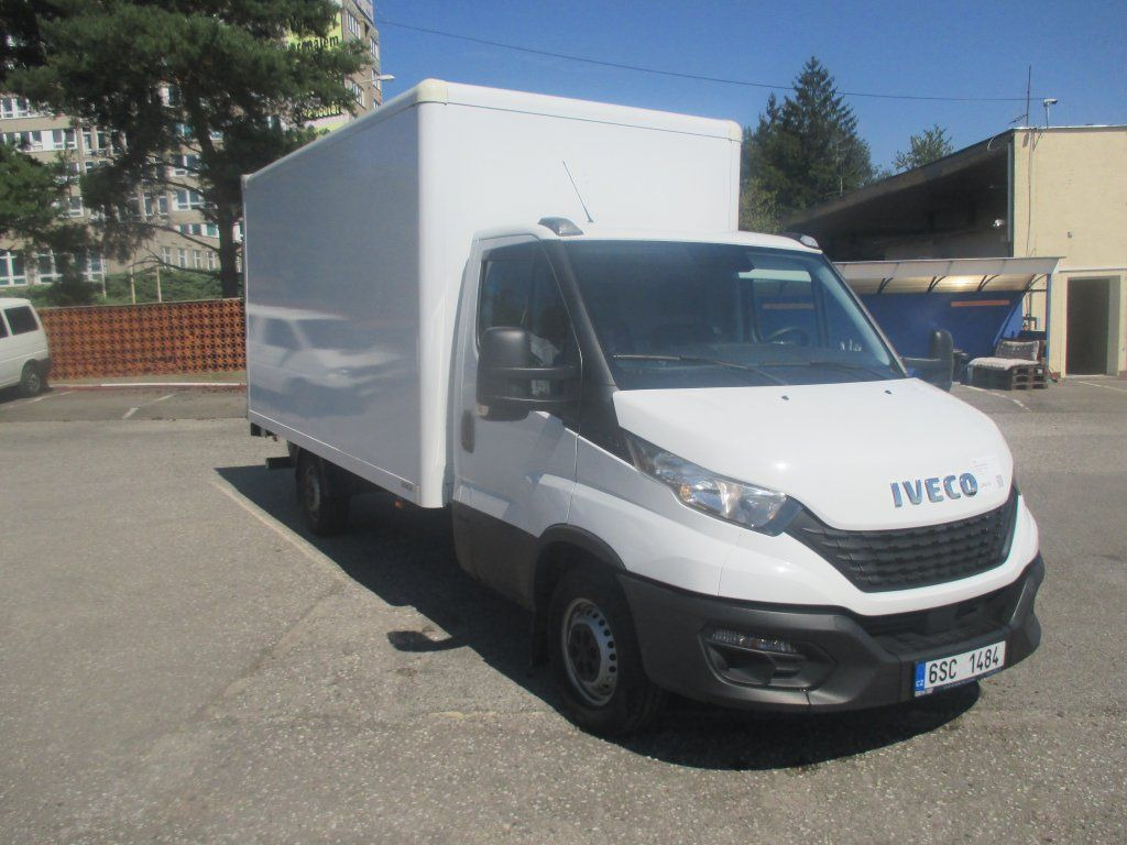 Iveco Daily 35S16 - Fourgon utilitaire: photos 4 Iveco Daily 35S16 - Fourgon utilitaire: photos 4
