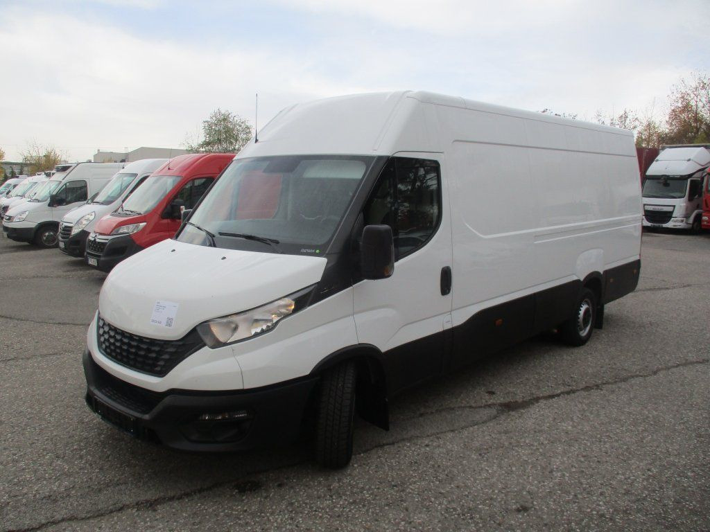 Iveco Daily 35S16 - Fourgon utilitaire: photos 1 Iveco Daily 35S16 - Fourgon utilitaire: photos 1