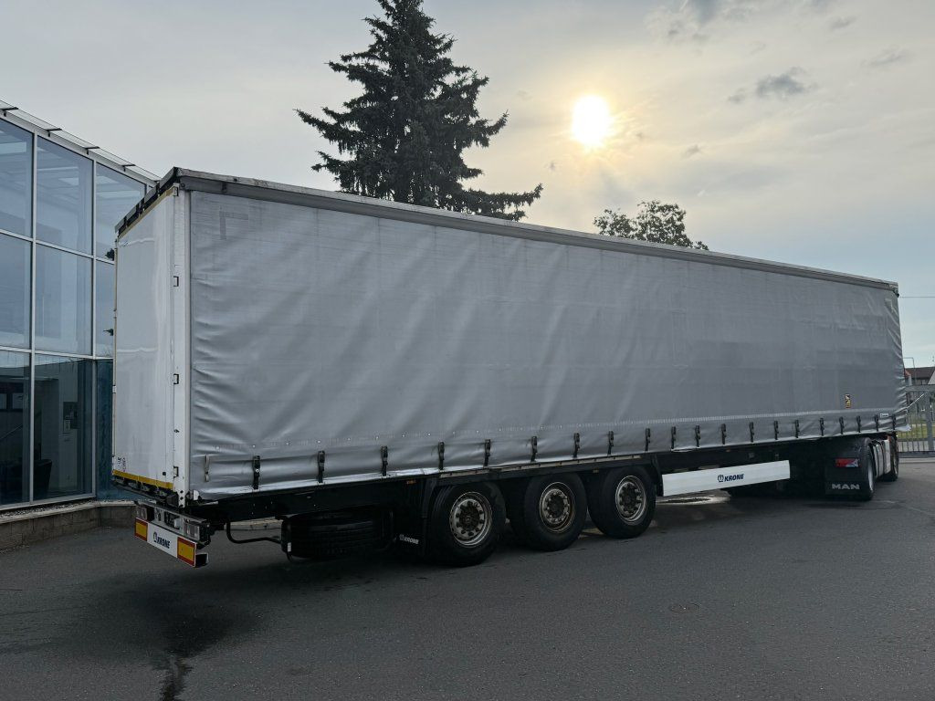 Krone SD - Semi-remorque rideaux coulissants: photos 3 Krone SD - Semi-remorque rideaux coulissants: photos 3
