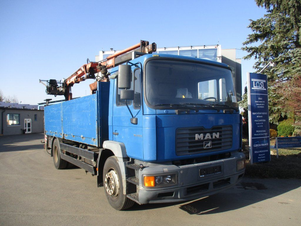 MAN 12.284 EURO 2 ATLAS - Camion grue: photos 2 MAN 12.284 EURO 2 ATLAS - Camion grue: photos 2