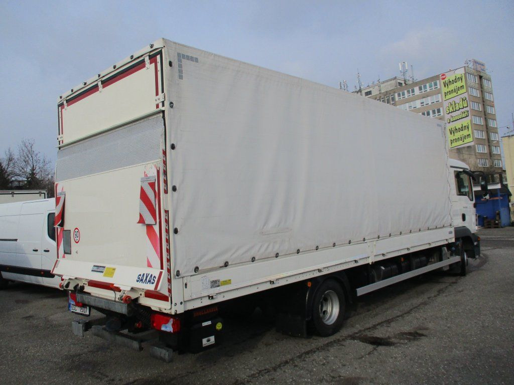 MAN TGL 12.220 - Camion à rideaux coulissants: photos 3 MAN TGL 12.220 - Camion à rideaux coulissants: photos 3