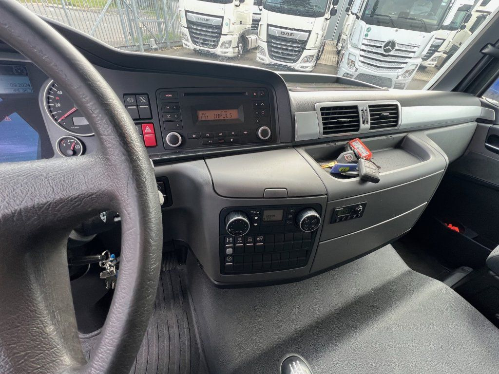 Camion frigorifique MAN TGL12.220 EURO 6 Carrier Xarios 600: photos 19