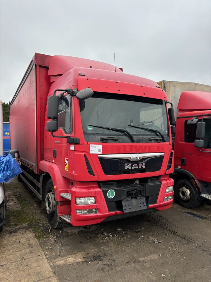 MAN TGM18.340 EURO 6 UNANGETRIEBEN - Camion à rideaux coulissants: photos 2 MAN TGM18.340 EURO 6 UNANGETRIEBEN - Camion à rideaux coulissants: photos 2