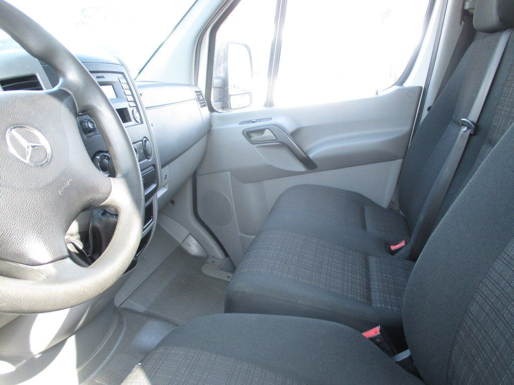 Mercedes-Benz Sprinter 514 CDi - Fourgon grand volume: photos 5 Mercedes-Benz Sprinter 514 CDi - Fourgon grand volume: photos 5