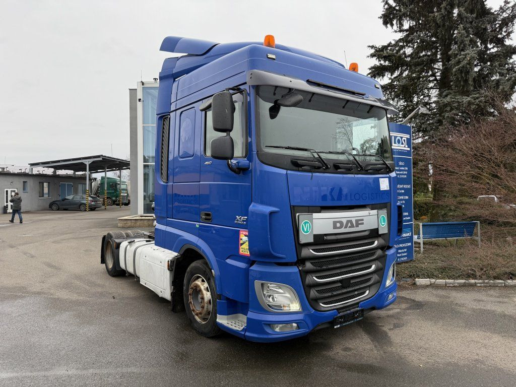 DAF XF460 EURO 6 MEGA/lowdeck - Tracteur routier: photos 2 DAF XF460 EURO 6 MEGA/lowdeck - Tracteur routier: photos 2