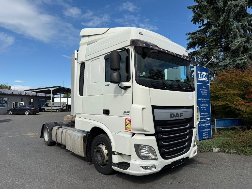 DAF XF460 EURO 6 MEGA/lowdeck - Tracteur routier: photos 2 DAF XF460 EURO 6 MEGA/lowdeck - Tracteur routier: photos 2