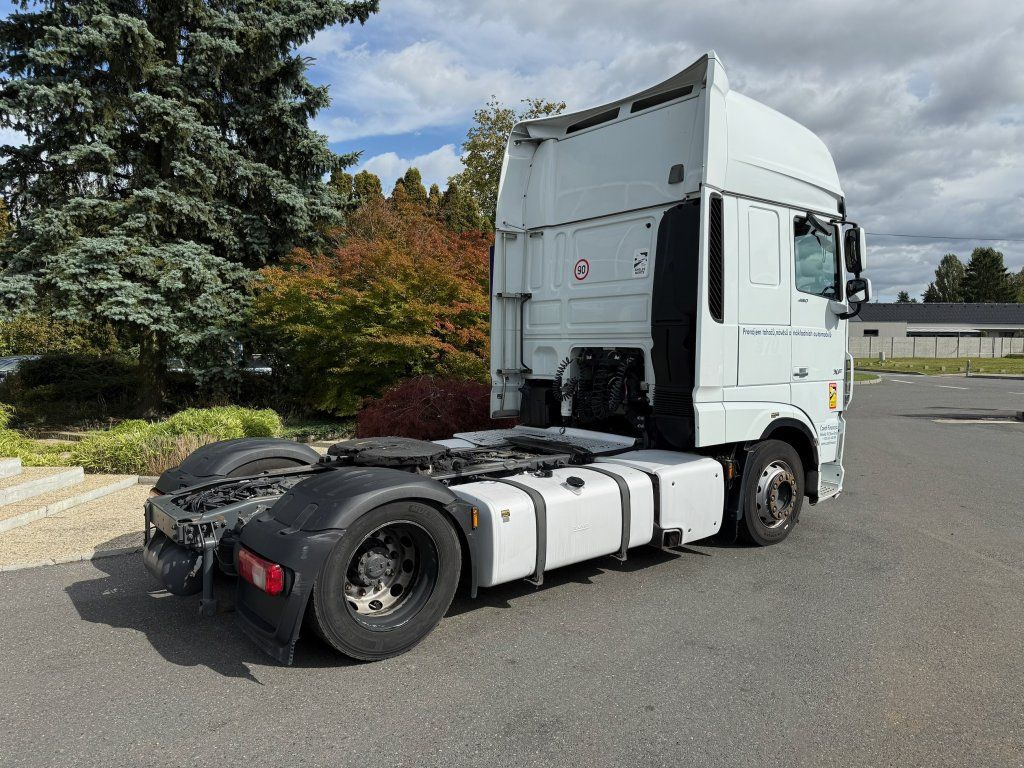 DAF XF480 SSC EURO 6 MEGA/lowdeck - Tracteur routier: photos 4 DAF XF480 SSC EURO 6 MEGA/lowdeck - Tracteur routier: photos 4