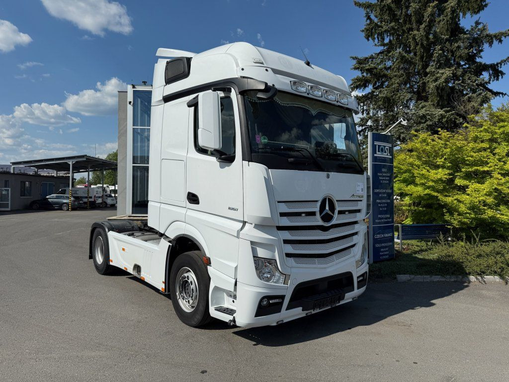 Mercedes-Benz 1851 Actros EURO 6 - Tracteur routier: photos 2 Mercedes-Benz 1851 Actros EURO 6 - Tracteur routier: photos 2