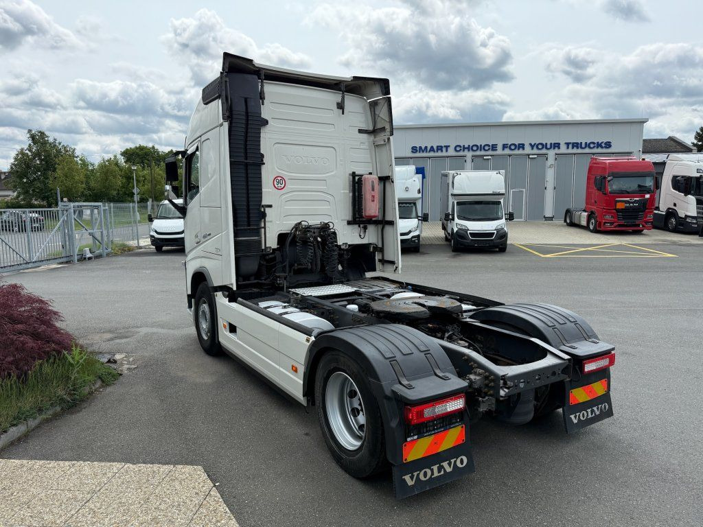 Volvo FH460 EURO 6 ADR - Tracteur routier: photos 5 Volvo FH460 EURO 6 ADR - Tracteur routier: photos 5