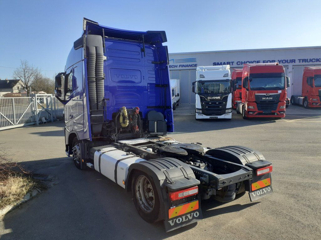 Volvo FH500 XL EURO 6 MEGA/lowdeck - Tracteur routier: photos 5 Volvo FH500 XL EURO 6 MEGA/lowdeck - Tracteur routier: photos 5