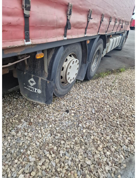 Renault Premium 450dxi - Camion à rideaux coulissants: photos 3 Renault Premium 450dxi - Camion à rideaux coulissants: photos 3