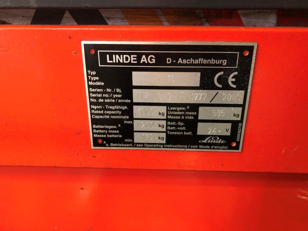Ant Linde L 10 - high lift truck - stacker - electric pallet truck - pedestrian stacker - Gerbeur: photos 3 Ant Linde L 10 - high lift truck - stacker - electric pallet truck - pedestrian stacker - Gerbeur: photos 3
