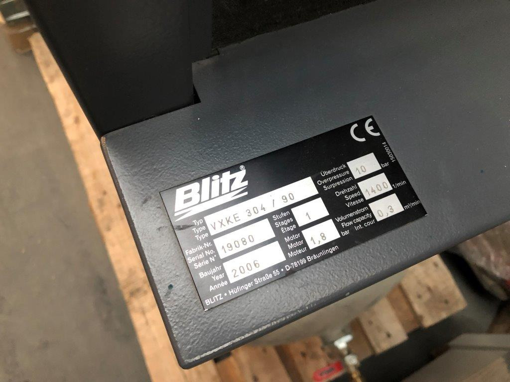 Blitz VXKE 304 - 90 Noise Enclosed Piston Compressor - Compresseur d'air: photos 2 Blitz VXKE 304 - 90 Noise Enclosed Piston Compressor - Compresseur d'air: photos 2