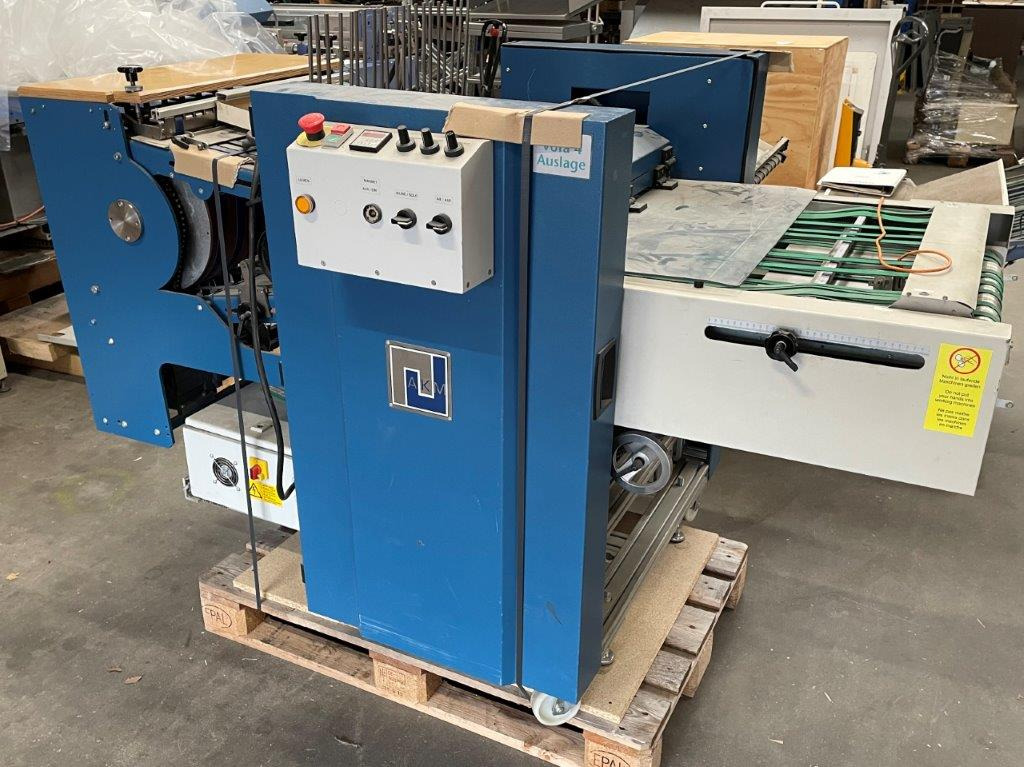 Flat pile delivery AKM PSA 60 Pharma with press - Machine d'impression: photos 5 Flat pile delivery AKM PSA 60 Pharma with press - Machine d'impression: photos 5