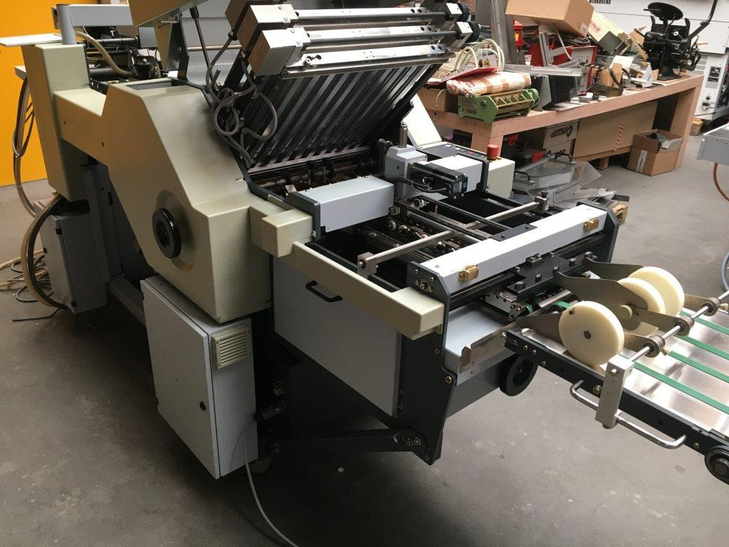 Horizon AFC-566 FKT fully automatic combination folding machine - Plieuse de bureau: photos 5 Horizon AFC-566 FKT fully automatic combination folding machine - Plieuse de bureau: photos 5