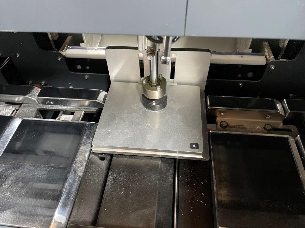 Horizon HT-30 C automatic rotary three-knife trimmer - Massicot: photos 3 Horizon HT-30 C automatic rotary three-knife trimmer - Massicot: photos 3