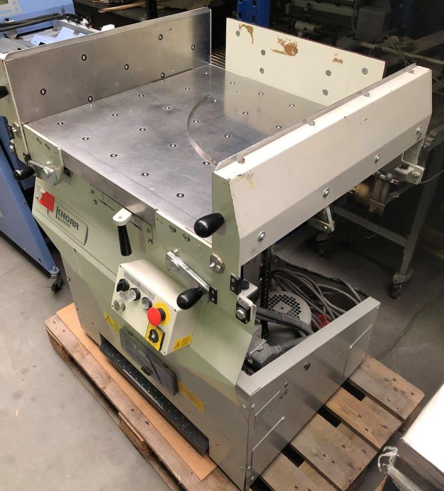 Knorr RL-2-VA sheet jogger - Machine d'impression: photos 1 Knorr RL-2-VA sheet jogger - Machine d'impression: photos 1