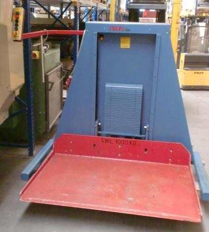 Schneider Senator Profi Line PL 2 Q pallet lift - Matériel de magasinage: photos 2 Schneider Senator Profi Line PL 2 Q pallet lift - Matériel de magasinage: photos 2