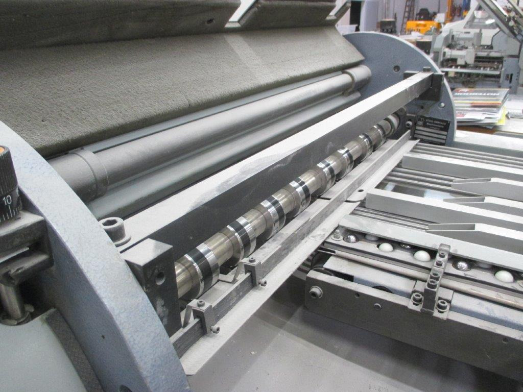 Plieuse de bureau pocket folding machine Stahl TC 78-6-4-4-FCC and SBP 66.2: photos 8 Plieuse de bureau pocket folding machine Stahl TC 78-6-4-4-FCC and SBP 66.2: photos 8