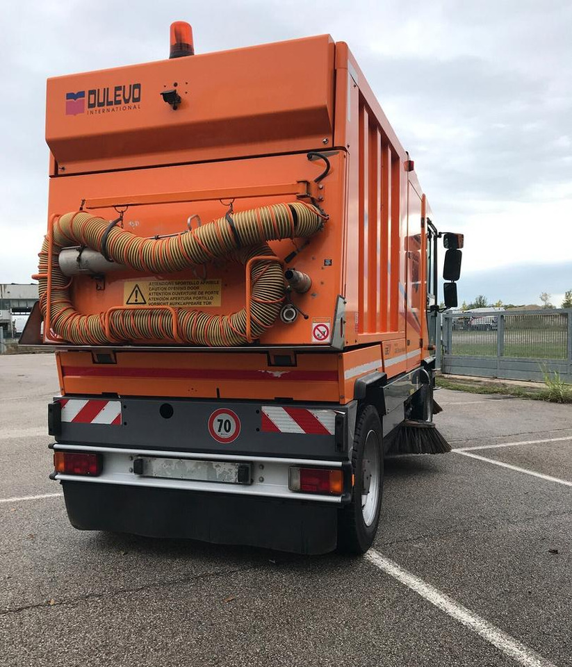 DULEVO 5000 VELOCE - Balayeuse de voirie: photos 3 DULEVO 5000 VELOCE - Balayeuse de voirie: photos 3