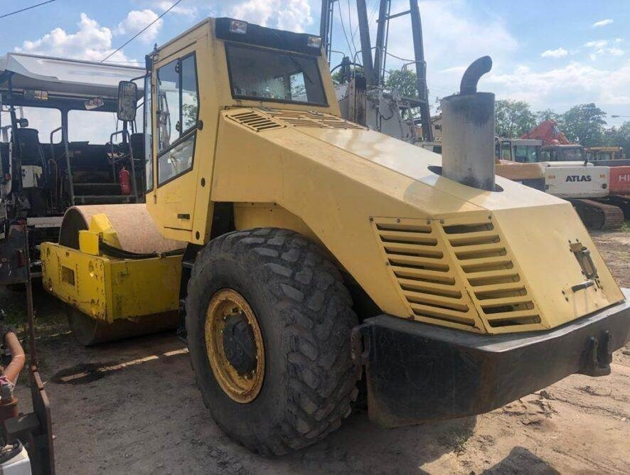 Bomag BW216 D-3 - Compacteur à pieds de mouton/ Monocylindre: photos 4 Bomag BW216 D-3 - Compacteur à pieds de mouton/ Monocylindre: photos 4