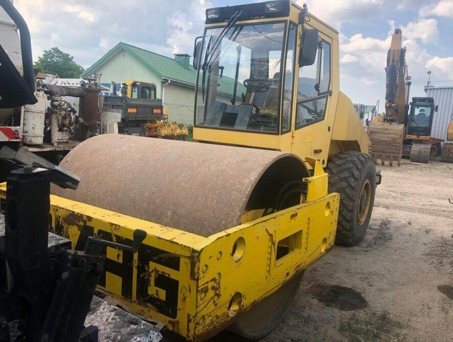 Bomag BW216 D-3 - Compacteur à pieds de mouton/ Monocylindre: photos 2 Bomag BW216 D-3 - Compacteur à pieds de mouton/ Monocylindre: photos 2