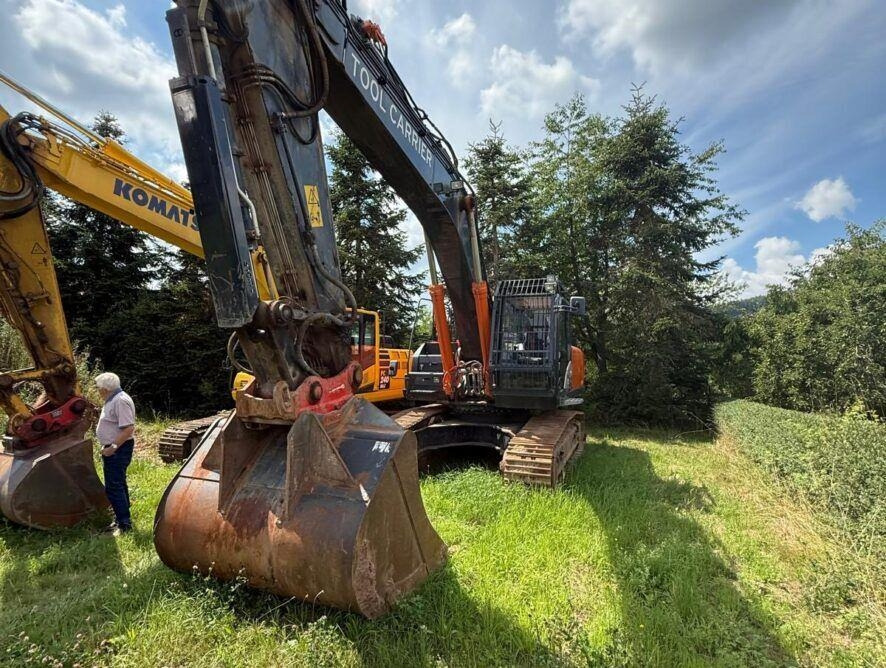 Hitachi KTEG KTS390-6 LCN  - Pelle sur chenille: photos 3 Hitachi KTEG KTS390-6 LCN  - Pelle sur chenille: photos 3