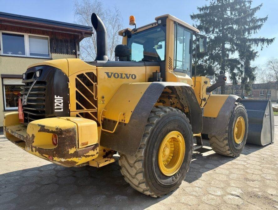 Volvo L120F - Chargeuse sur pneus: photos 4 Volvo L120F - Chargeuse sur pneus: photos 4