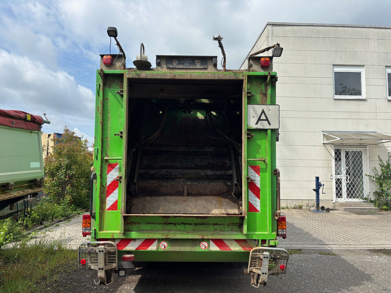 Benne à ordures ménagères Mercedes-Benz 2532L EU5/Zöller Schüttung/VarioPress/Blatt-Luft: photos 7 Benne à ordures ménagères Mercedes-Benz 2532L EU5/Zöller Schüttung/VarioPress/Blatt-Luft: photos 7