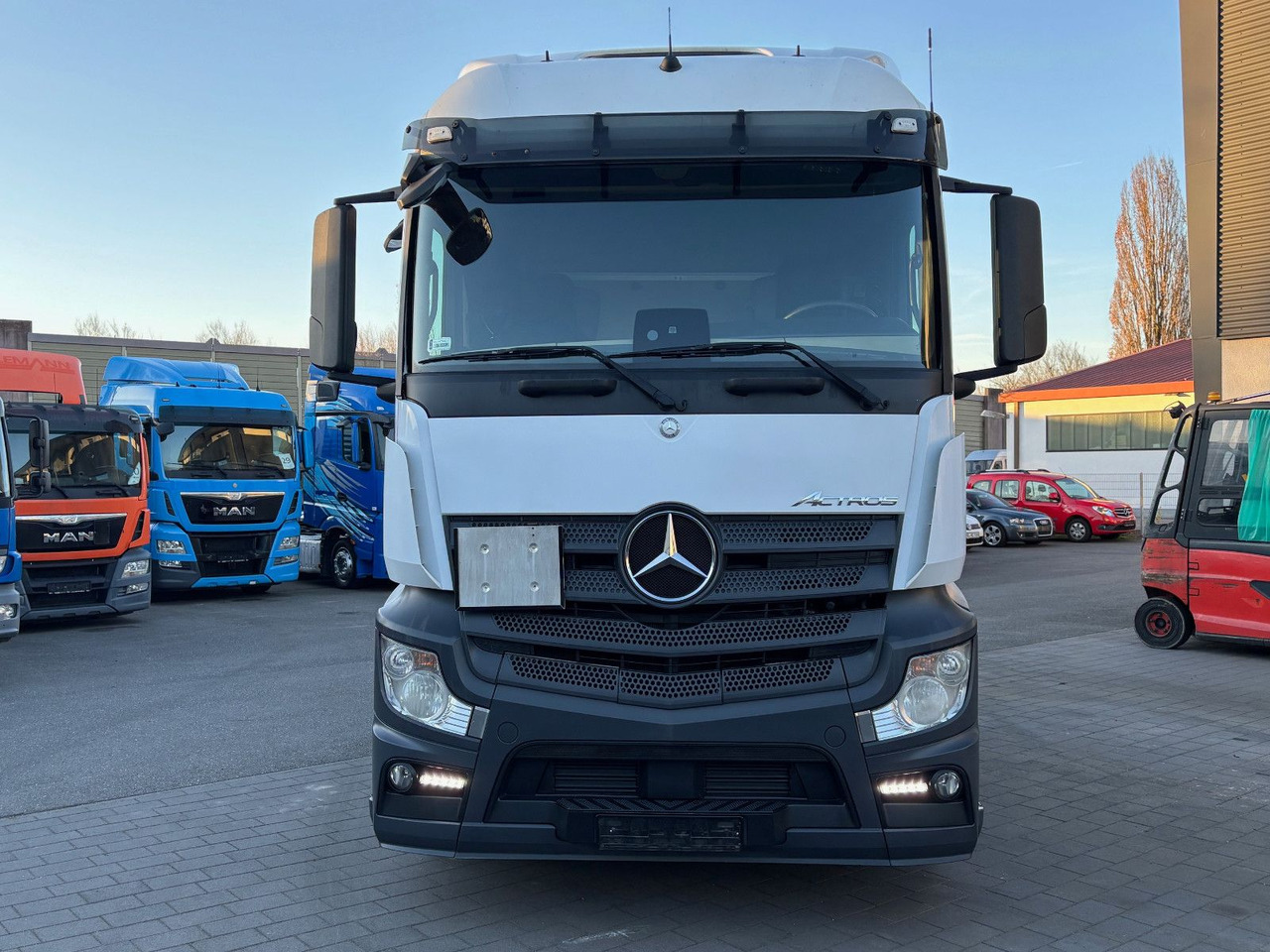 Tracteur routier Mercedes-Benz Actros 1843 1845: photos 7 Tracteur routier Mercedes-Benz Actros 1843 1845: photos 7