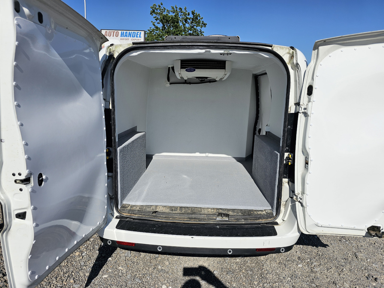 FIAT DOBLO CHLODNIA MROZNIA CARRIER KLIMA EURO6 - Utilitaire frigorifique: photos 2 FIAT DOBLO CHLODNIA MROZNIA CARRIER KLIMA EURO6 - Utilitaire frigorifique: photos 2