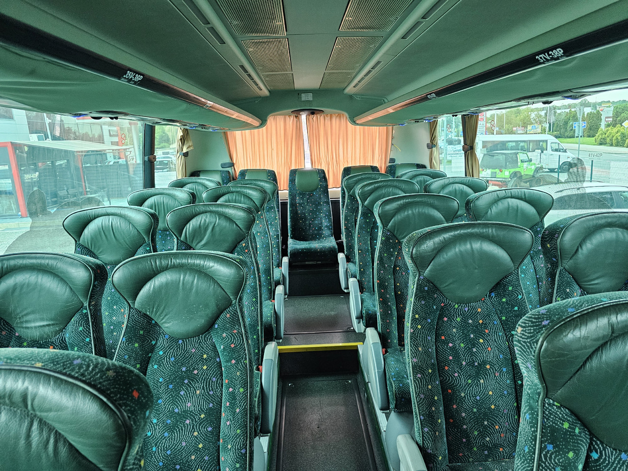 SCANIA IRIZAR CENTURY 61 OSOB KLIMA EURO5 - Autocar: photos 2 SCANIA IRIZAR CENTURY 61 OSOB KLIMA EURO5 - Autocar: photos 2