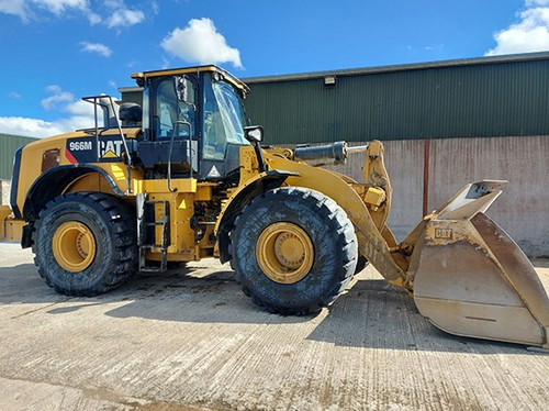 2016 Cat 966M - Chargeuse sur pneus: photos 1 2016 Cat 966M - Chargeuse sur pneus: photos 1