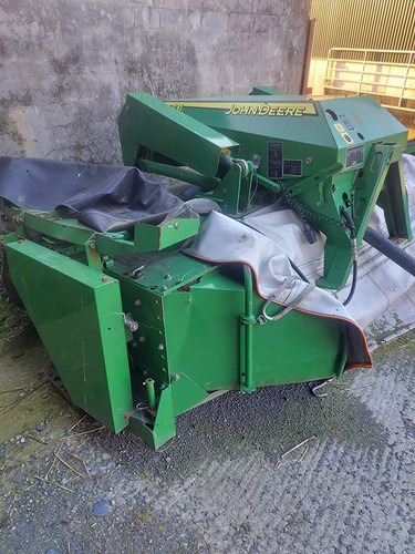 John Deere 131 - Faucheuse: photos 1 John Deere 131 - Faucheuse: photos 1