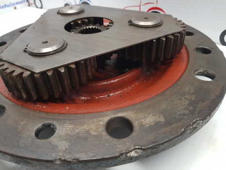 Carraro 709 Case Ford 6410, 5610, 6610 Front Axle Hub Reduction Kit 83984366 - Essieu avant: photos 5 Carraro 709 Case Ford 6410, 5610, 6610 Front Axle Hub Reduction Kit 83984366 - Essieu avant: photos 5