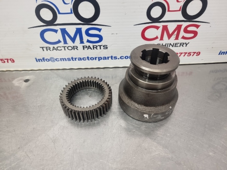 Case 1690, 1594, 1694 Rear Axle Differential Sleeve And Gear K940723, K940722 - Essieu arrière: photos 1 Case 1690, 1594, 1694 Rear Axle Differential Sleeve And Gear K940723, K940722 - Essieu arrière: photos 1