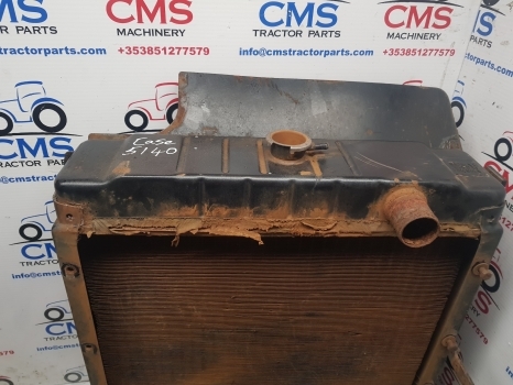Case 5000 5140, 5250 Engine Water Cooling Radiator 104753a1; 104753a2; A190604 - Radiateur pour Tracteur agricole: photos 4 Case 5000 5140, 5250 Engine Water Cooling Radiator 104753a1; 104753a2; A190604 - Radiateur pour Tracteur agricole: photos 4