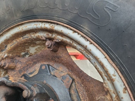 Case Jx80 New Hollland Td5, Td5000 Fiat 90, 93,94 Front Wheel Rim 340x85r24 - Jante pour Machine agricole: photos 4 Case Jx80 New Hollland Td5, Td5000 Fiat 90, 93,94 Front Wheel Rim 340x85r24 - Jante pour Machine agricole: photos 4