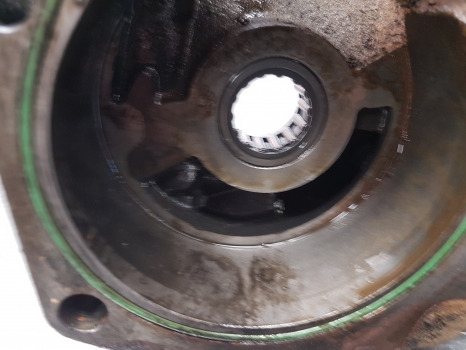 Essieu arrière Case Maxxum 130, Puma, New Holland T6, T7 Hydraulic Pump For Parts Only 84353126: photos 9