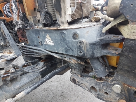 Case Maxxum Steyr Profi 145, 150 Front Axle Suport Bolster 47910461 - Essieu avant pour Tracteur agricole: photos 1 Case Maxxum Steyr Profi 145, 150 Front Axle Suport Bolster 47910461 - Essieu avant pour Tracteur agricole: photos 1